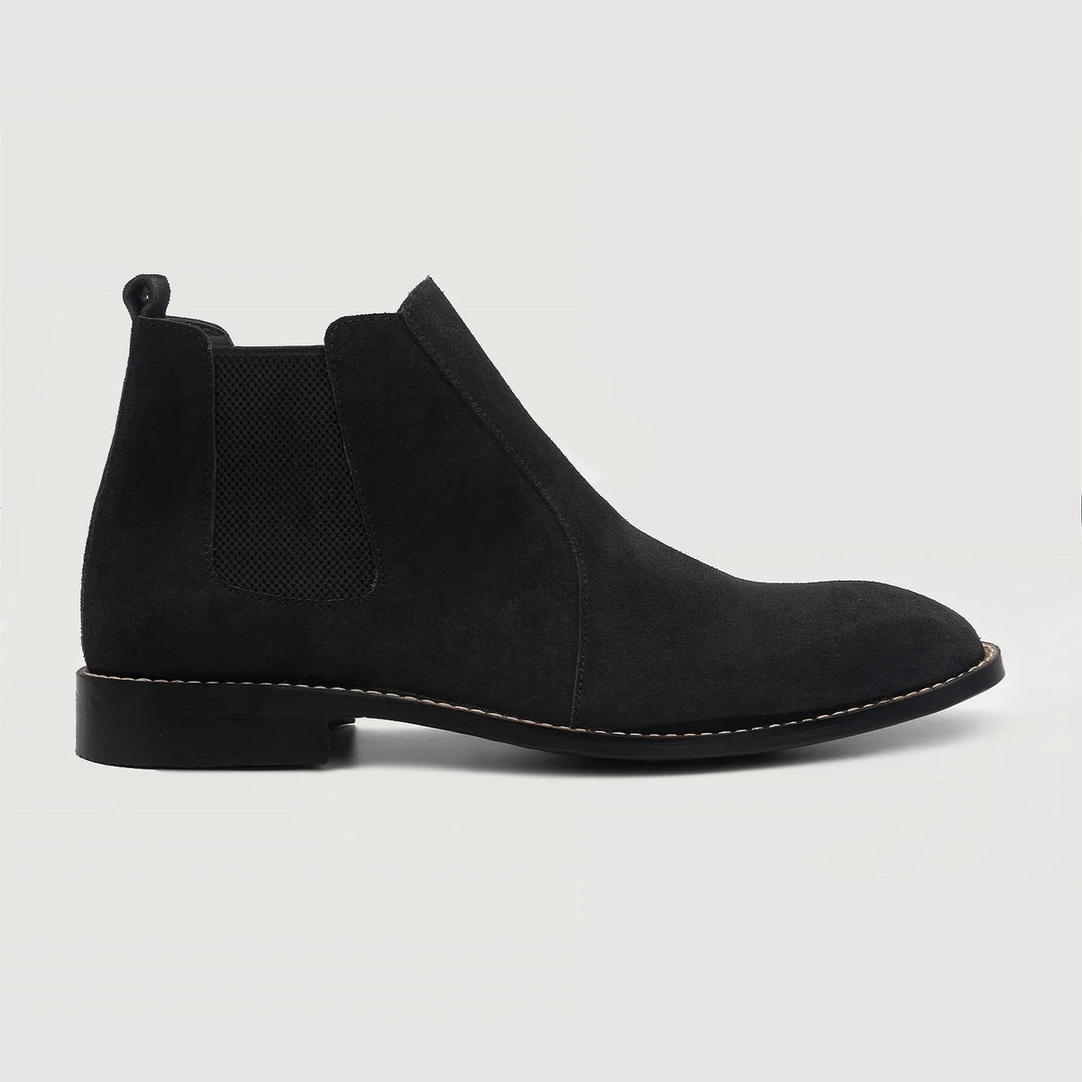Black Goatskin Suede Leather Boots - بناء غوديير ويلت المتين وتفاصيل مقدمة الحذاء