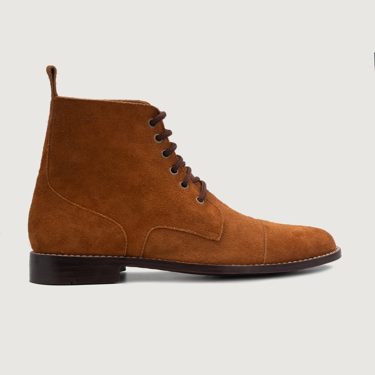 Brown Goatskin Suede Leather Boots - بناء غوديير ويلت المتين وتفاصيل مقدمة الحذاء