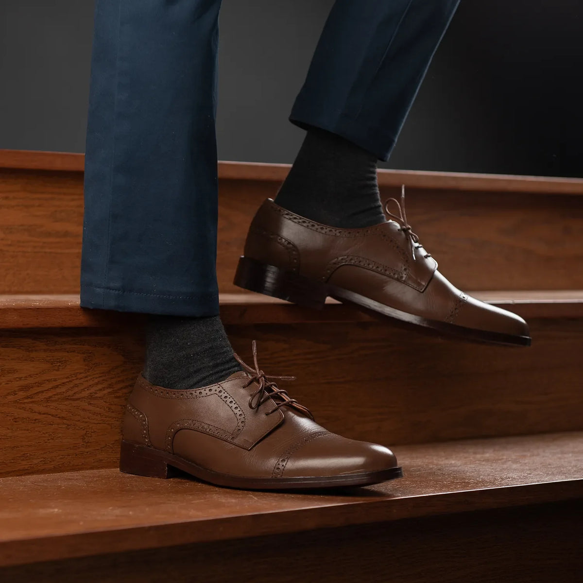 Orlaven Dirk Brogues Derby بني أحذية جلدية كلاسيكية رجالي footwear image 9