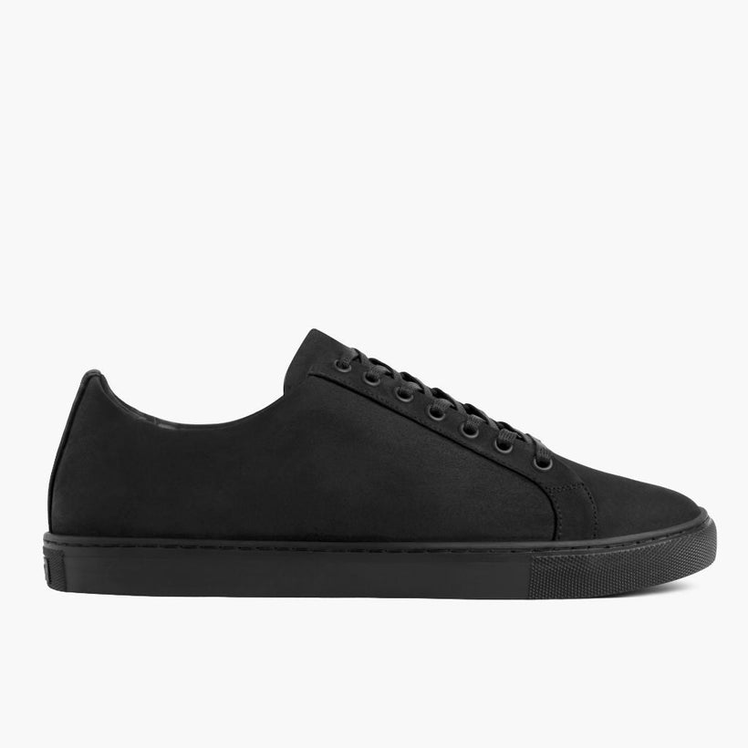 Premier Low Top أسود Matte Leather Sneakers رجالي