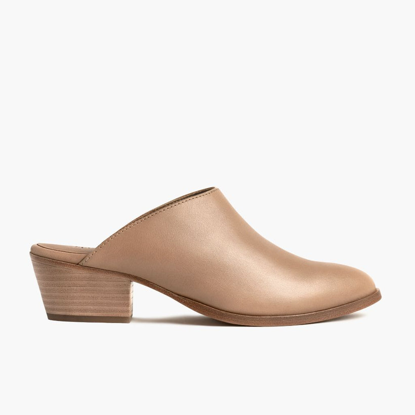 Breeze Milk Coffee Leather Boots نسائي