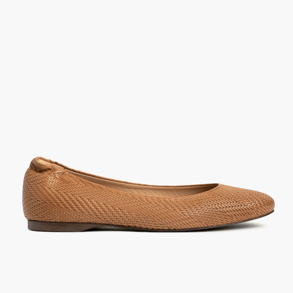 Tan Full-Grain leather Boots - بناء غوديير ويلت المتين وتفاصيل مقدمة الحذاء