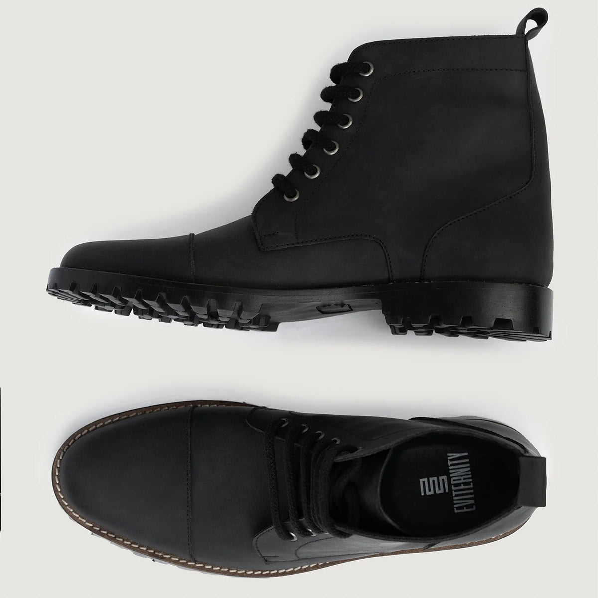 Knight Derby Matte Black Pullup Leather Boots TerraGrip For Men - دعامة الكعب المقواة وتفاصيل الخياطة المزدوجة الدقيقة