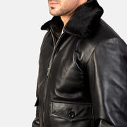 
عرض البطانة الداخلية Showing Quilted Viscose Lining & جيبان داخليان عمليان