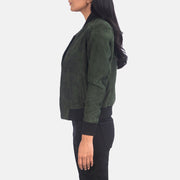 
Green Goatskin Suede Bomber Jacket - عرض خلفي يوضح تفصيل الأكتاف المتقن والحاشية النظيفة