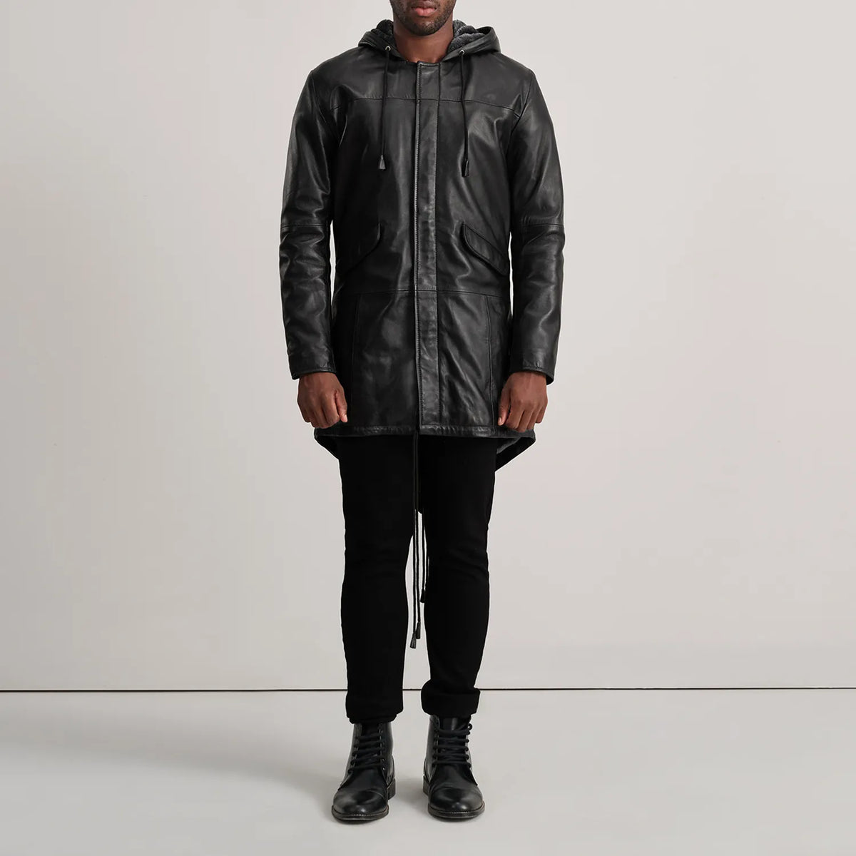 
Delvin Tan Leather Parka - عرض جانبي يوضح قَصّة الأكمام المريحة
