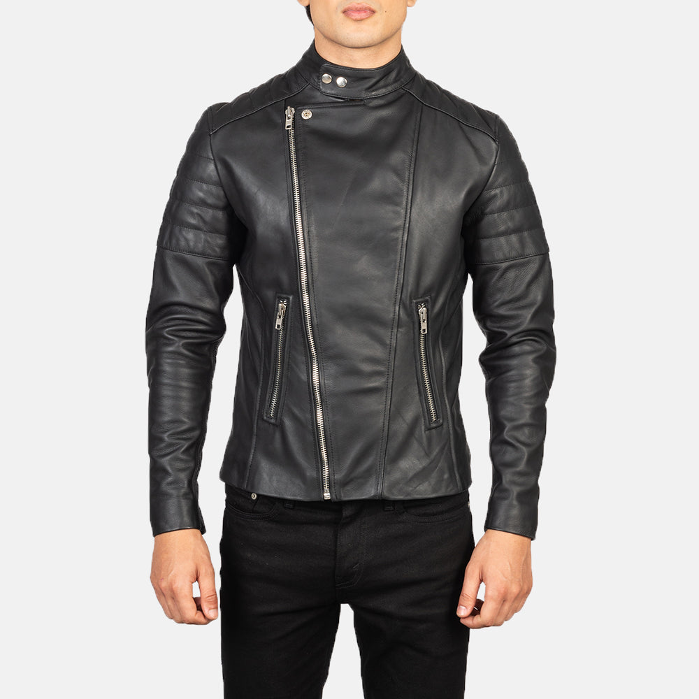 
تفاصيل مقربة of Band with Snap Buttons & Zipper Hardware on Faisor Mocha Suede Biker Jacket