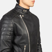 
عرض البطانة الداخلية Showing Quilted Polyester Lining & جيبان داخليان عمليان