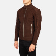 
مظهر الارتداء على موديل لـ  Fernando Quilted Brown Suede Biker Jacket على عارض أزياء - انسيابية طبيعية في ضوء النهار