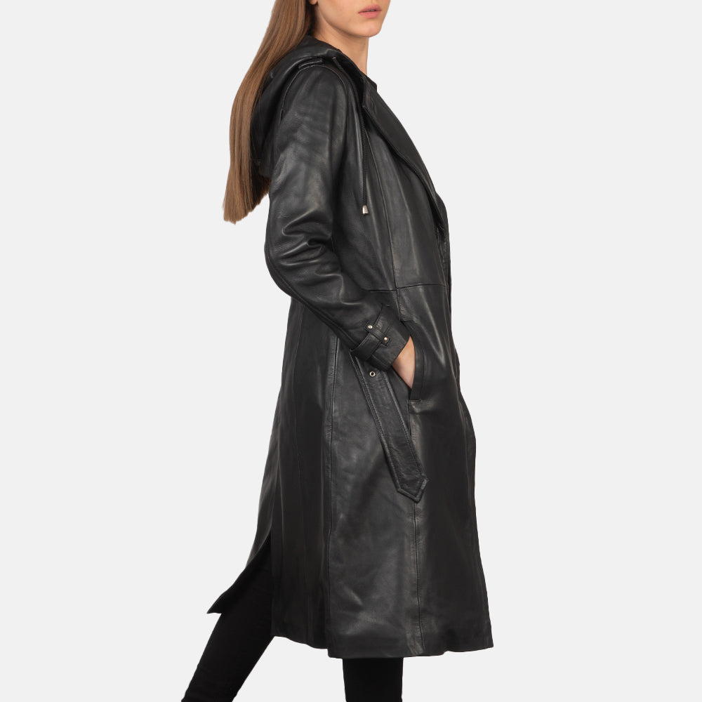 Black Sheepskin Leather Trench Coat - عرض خلفي يوضح تفصيل الأكتاف المتقن والحاشية النظيفة