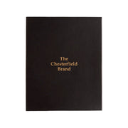 
مظهر الارتداء على موديل لـ  Giftset Leather Writing Case and Pen (Passport holder) على عارض أزياء - انسيابية طبيعية في ضوء النهار