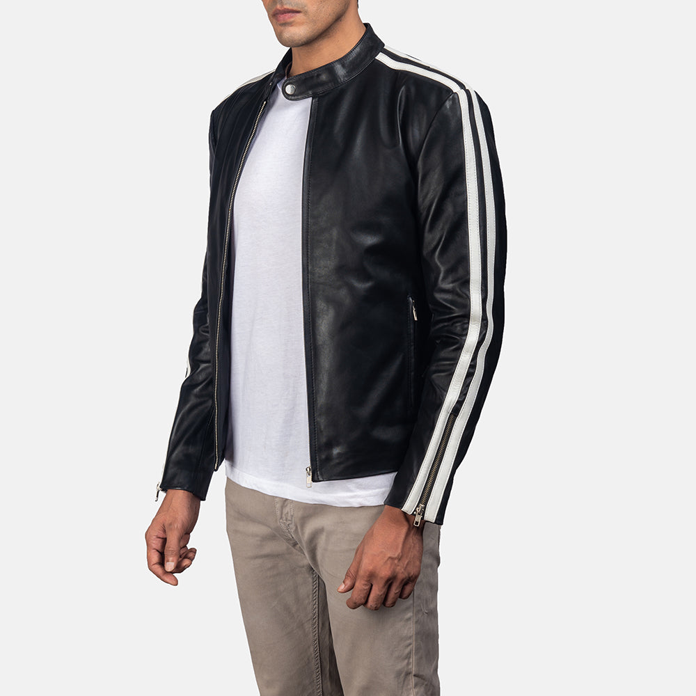 
Black & White Cowhide Leather Biker Jacket - عرض خلفي يوضح تفصيل الأكتاف المتقن والحاشية النظيفة