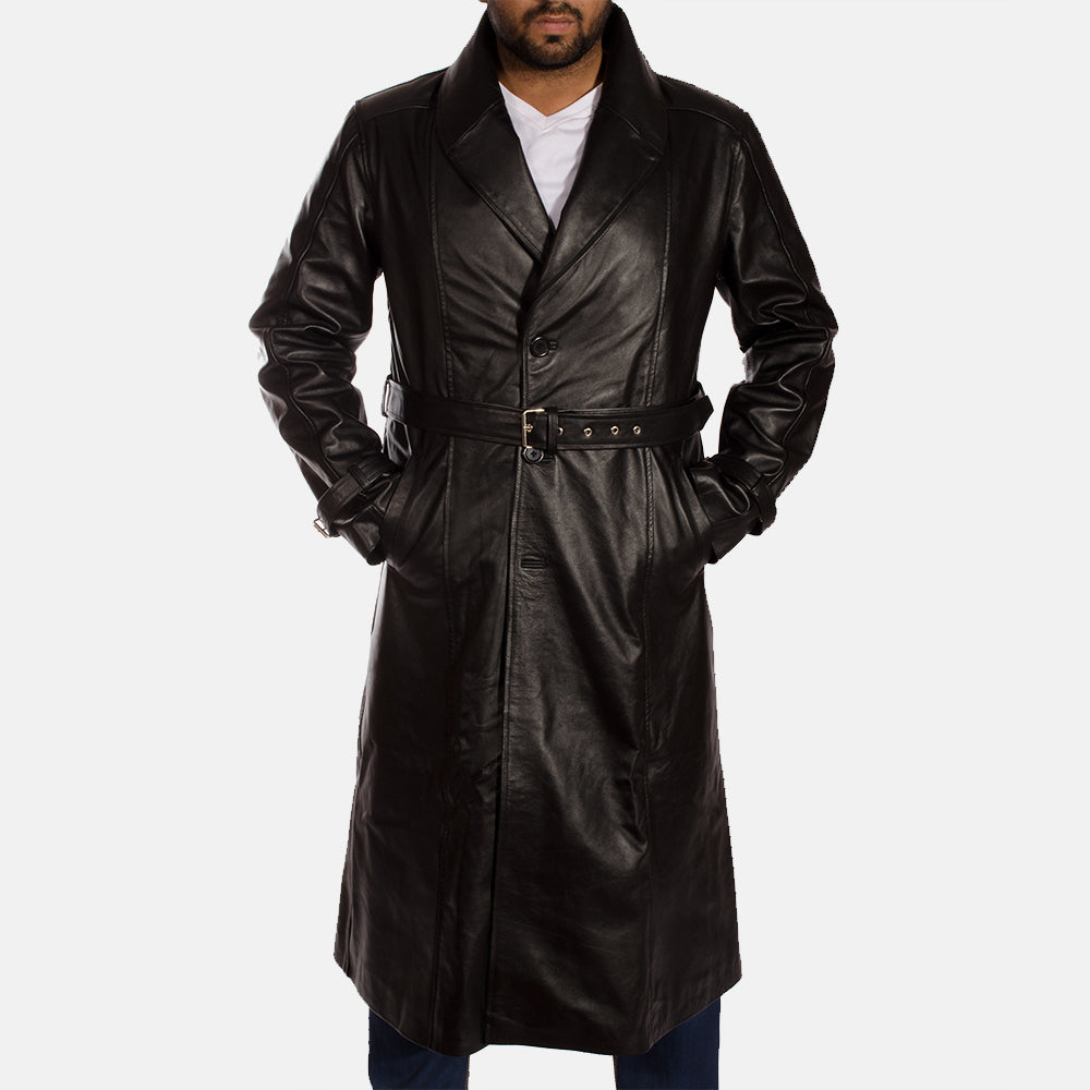
Black Cowhide Leather Trench Coat - عرض خلفي يوضح تفصيل الأكتاف المتقن والحاشية النظيفة