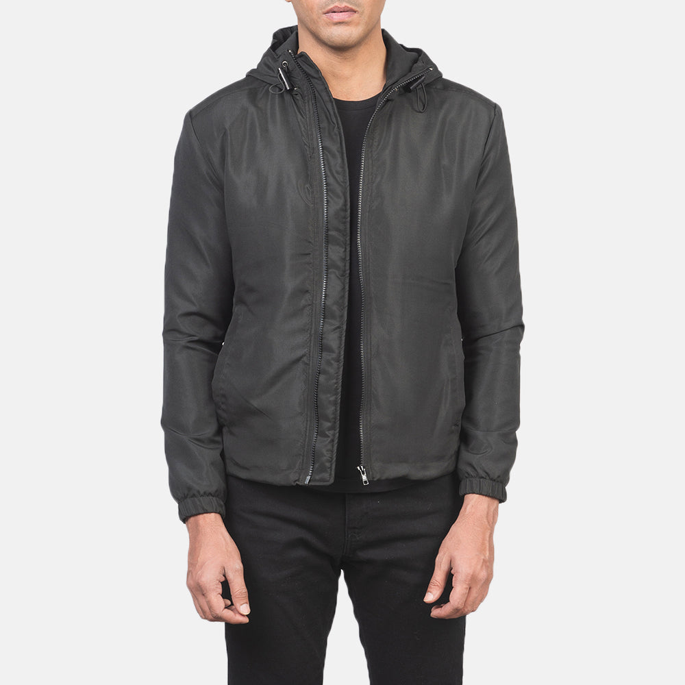 
Jimmy أسود Hooded Windbreaker جاكيت جلد رجالي in Black Polyester - عرض أمامي وقَصّة مفصلة أنيقة | شراء أونلاين عبر المتجر الرسمي