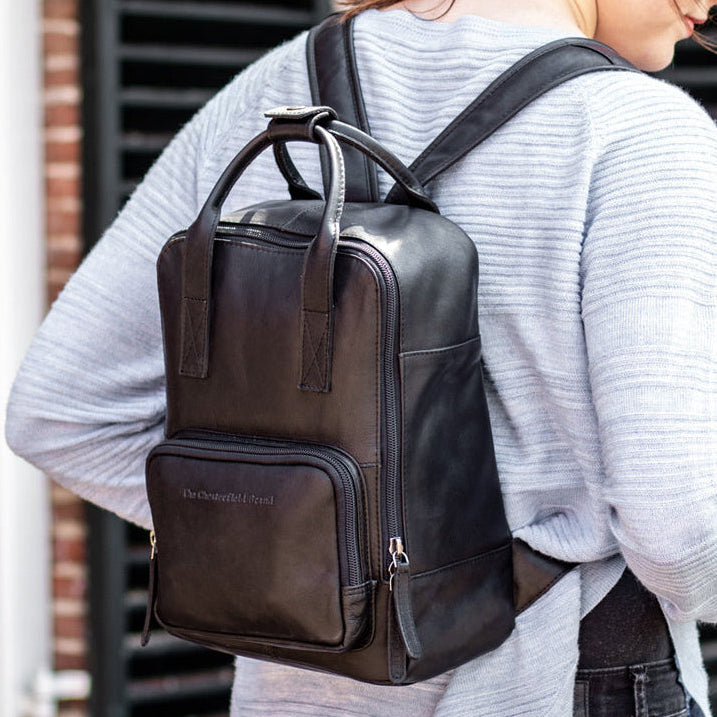 Bellary Full-Grain Leather Backpack نسائي
