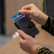 Prague Full-Grain Leather Card Holder نسائي – alternate product view 2