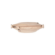 
Solid Antique Brass Hardware & Heavy-Duty Dual Zipper Detail on Aston حقيبة كروس جلدية