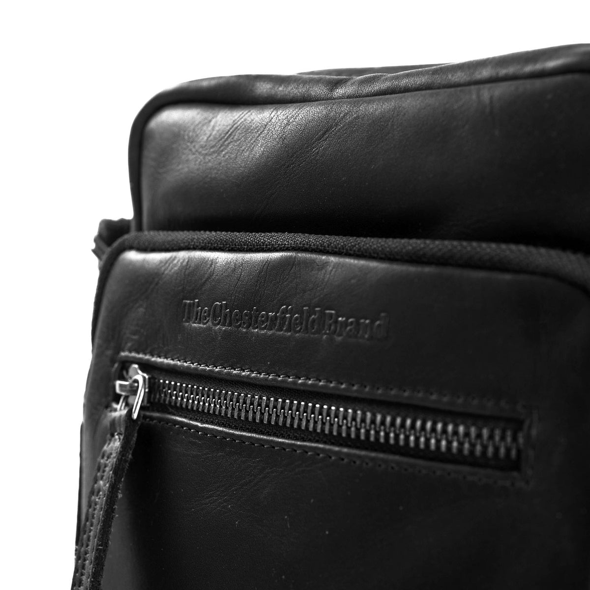 Solid Antique Brass Hardware &amp; Heavy-Duty Dual Zipper Detail on Birmingham Full-Grain Leather Crossbody Bag رجالي