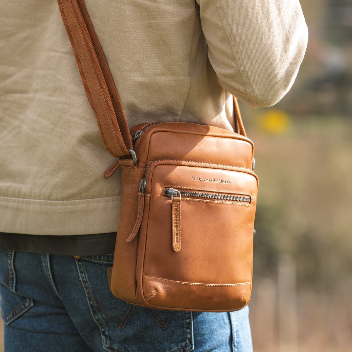 Birmingham Full-Grain Leather Crossbody Bag رجالي – alternate product view 2