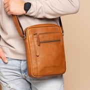 
Dessau حقيبة كروس جلدية – alternate product view 2