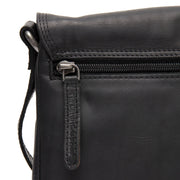 
عرض البطانة الداخلية Showing Dedicated Padded Laptop Sleeve & Multi-Compartment Organization