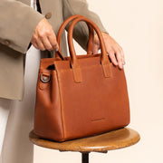 Garda Full-Grain Leather Handbag نسائي – alternate product view 2
