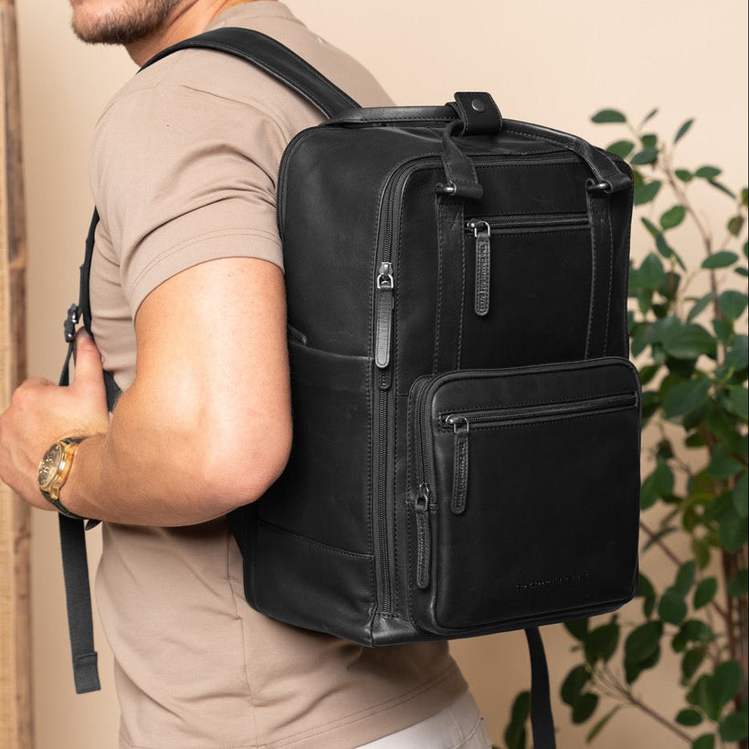 Calden Full-Grain Leather Laptop Backpack نسائي