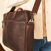Calvi Full-Grain Leather Laptop Bag نسائي – alternate product view 3