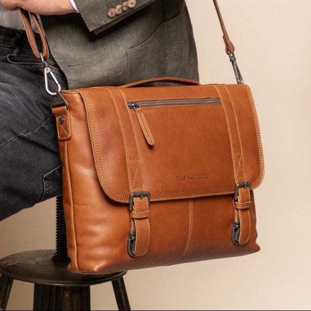 Veneto Full-Grain Leather Laptop Bag نسائي