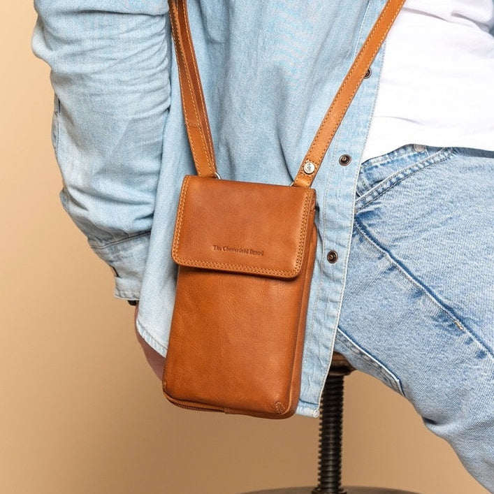 
Langley جلد طبيعي فل جرين Phone Bag – alternate product view 2