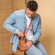 
Langley جلد طبيعي فل جرين Phone Bag – alternate product view 3