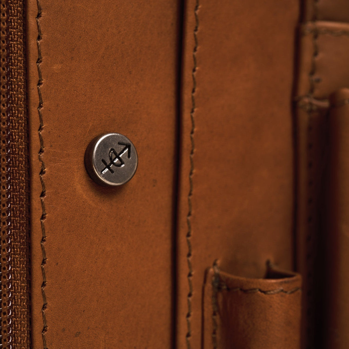 Cognac Leather Portfolio Barnet نسائي, detail view 4