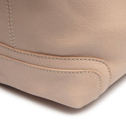Solid Antique Brass Hardware &amp; Heavy-Duty Dual Zipper Detail on Astero Full-Grain Leather Shoulder Bag نسائي