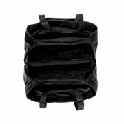 
Solid Antique Brass Hardware & Heavy-Duty Dual Zipper Detail on Gail حقيبة كتف جلدية