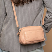 Liora Full-Grain Leather Shoulder Bag نسائي – alternate product view 2