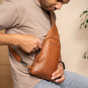 Leather Sling Bag Bowey نسائي – alternate product view 2