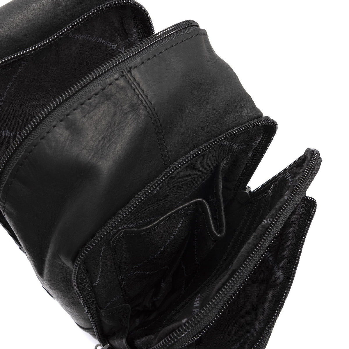 Leather Sling Bag Riga نسائي - Structured Side Profile Showing Gusset Depth &amp; Expansion Capacity