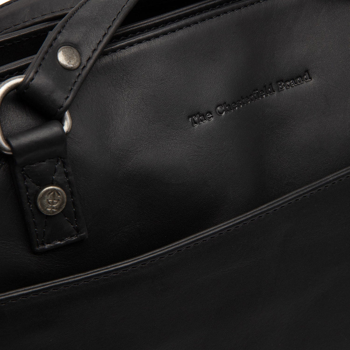 
عرض البطانة الداخلية Showing Dedicated Padded Laptop Sleeve & Multi-Compartment Organization