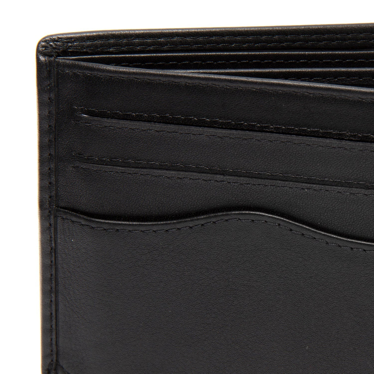 
عرض البطانة الداخلية Showing Dedicated Padded Laptop Sleeve & Multi-Compartment Organization