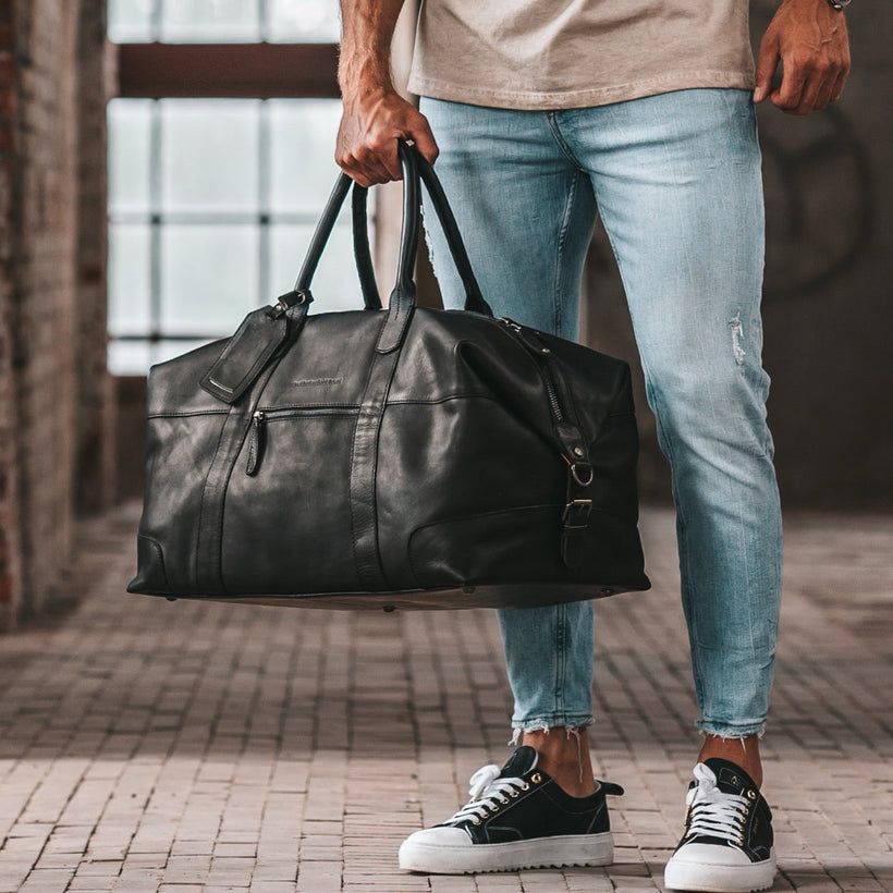 Portsmouth II Full-Grain Leather Weekender Bag نسائي