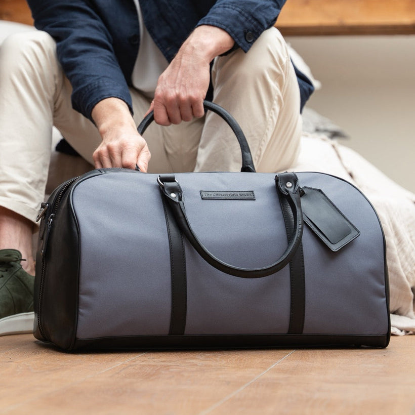 Tornio Full-Grain Leather Weekender Bag نسائي