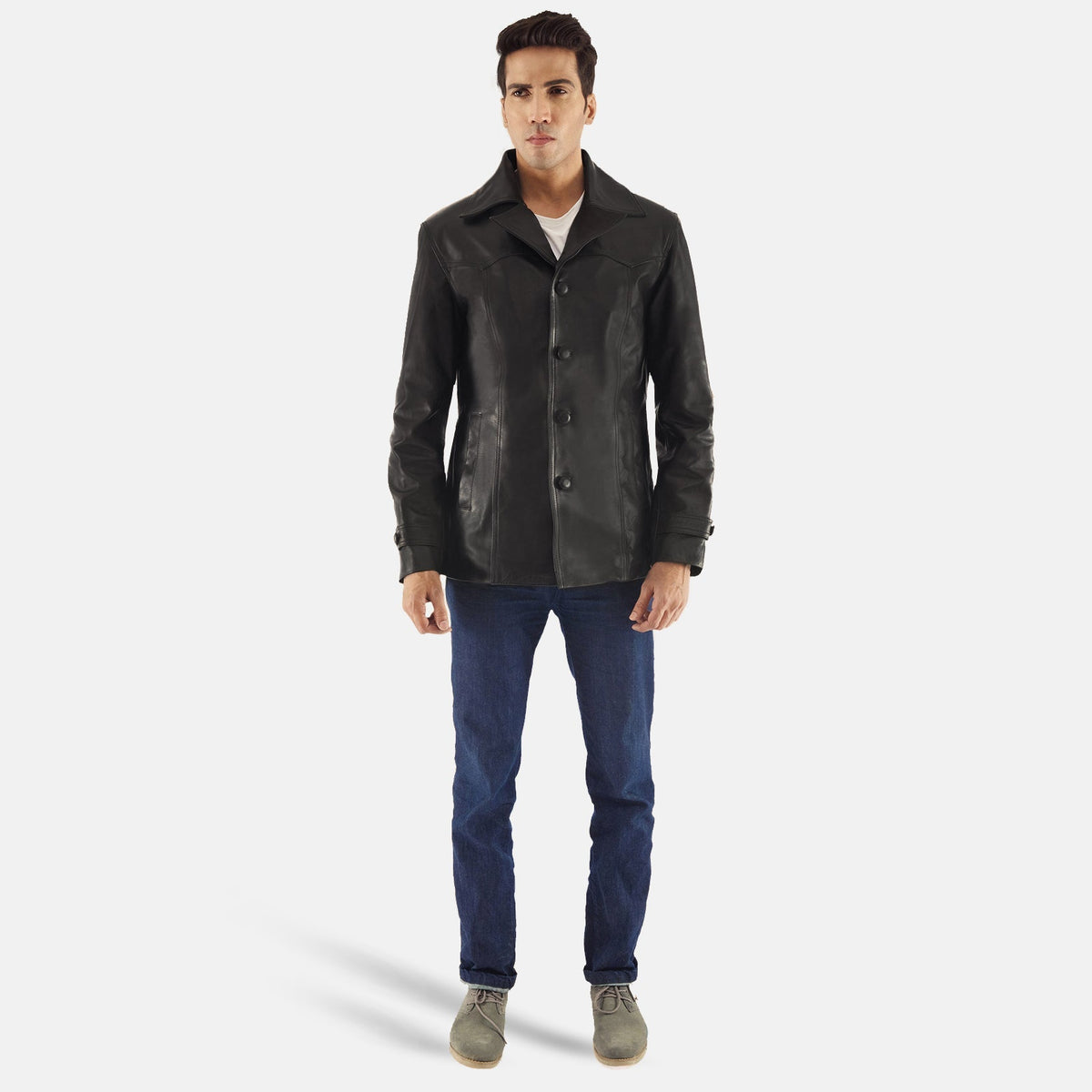 Leo أسود معطف جلد رجالي - Lateral Side Profile View Showing Sleeve Cut &amp; Athletic Taper Fit
