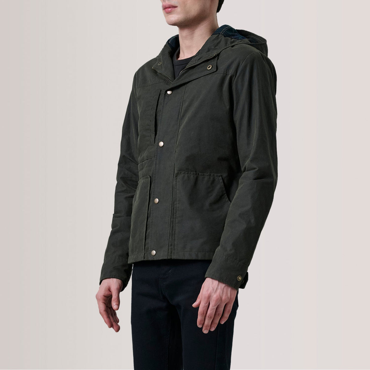 Marlo Olive Canvas Hooded Work جاكيت جلد رجالي For Men - Lateral Side Profile View Showing Sleeve Cut &amp; Athletic Taper Fit