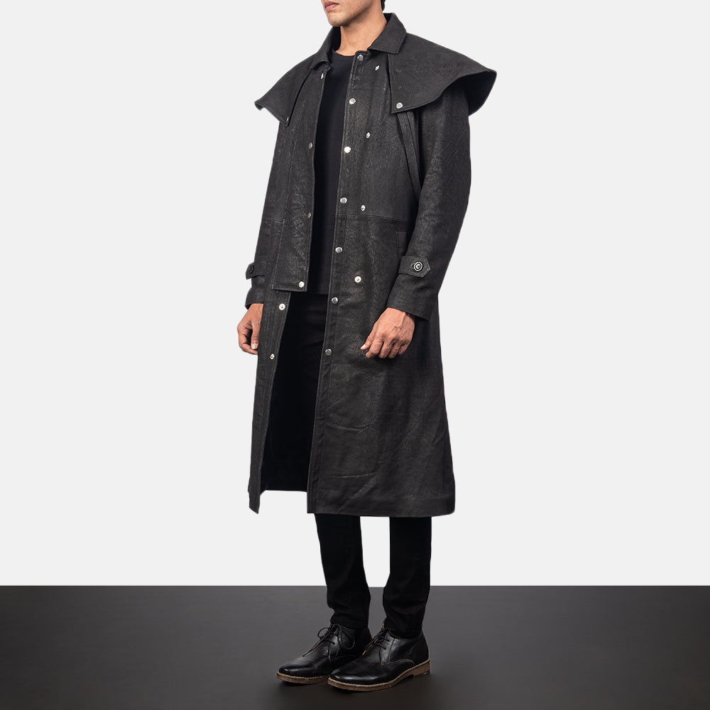 
Distressed Black Sheepskin Snuffed Trench Coat - عرض خلفي يوضح تفصيل الأكتاف المتقن والحاشية النظيفة