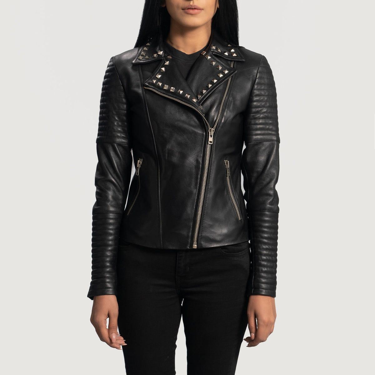 
Sally Mae مرصع بمسامير معدنية أسود جاكيت بايكر جلد طبيعي نسائي in Black Sheepskin Leather - عرض أمامي وقَصّة مفصلة أنيقة | شراء أونلاين عبر المتجر الرسمي