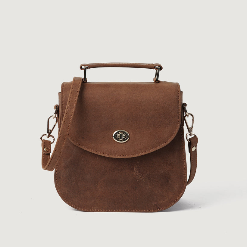 The Sandra Vintage بيج تان Leather Saddle Bag