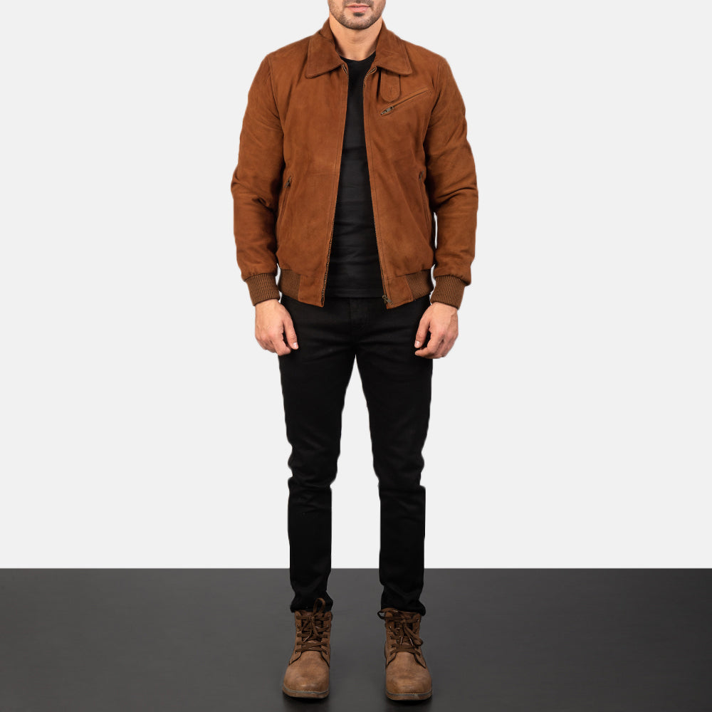 Men's Tomchi بيج Suede جاكيت جلد رجالي - Lateral Side Profile View Showing Sleeve Cut &amp; Athletic Taper Fit