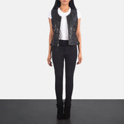 
Vanda أسود Leather Biker Vest نسائي - عرض جانبي يوضح قَصّة الأكمام المريحة