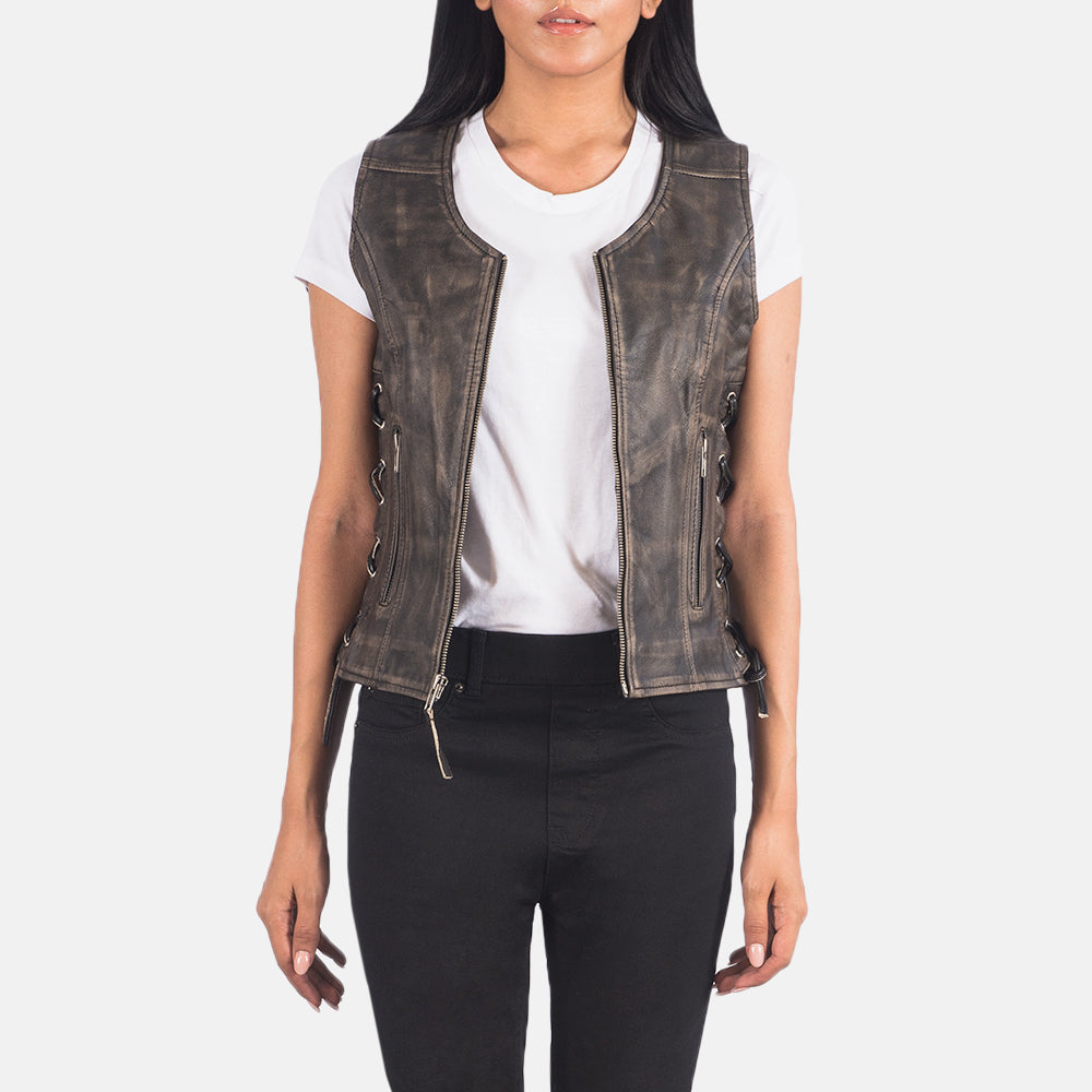 
Vanda Distressed بني Leather Biker Vest نسائي in Distressed Brown Goatskin Leather - عرض أمامي وقَصّة مفصلة أنيقة | شراء أونلاين عبر المتجر الرسمي